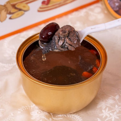 ซื้อ ซุปไก่ที่มีคุณประโยชน์และสุขภาพดี สารประกอบของจินเซงดีสําหรับผู้ชายและผู้หญิง ปรับปรุงภูมิคุ้มกัน การผลิตออนไลน์